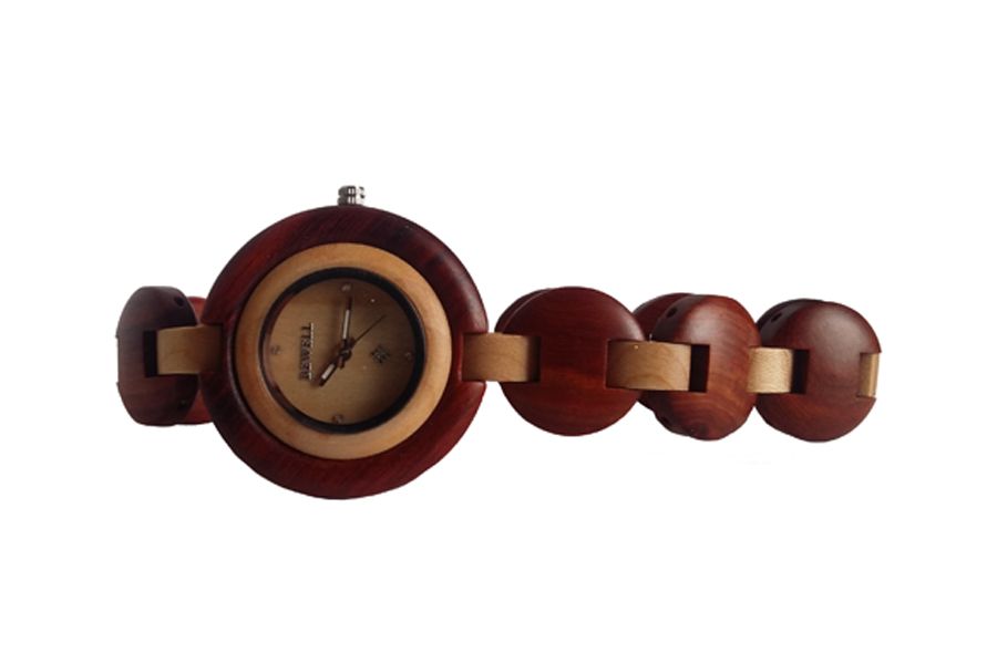 Reloj de madera redondo en Maple y Red mujer