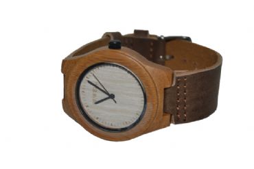 Reloj de madera redondo con madera clara y cuero hombre